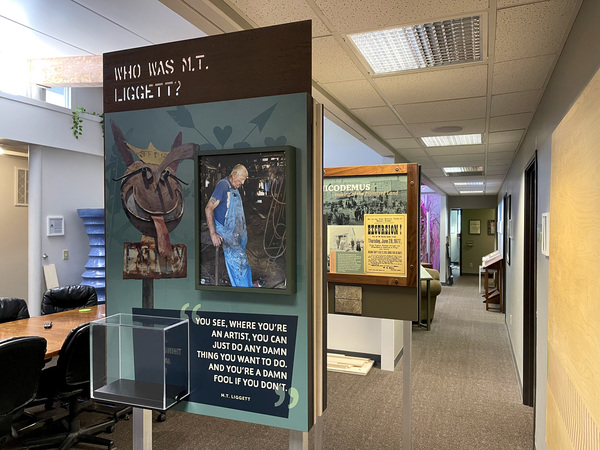 museum conference display