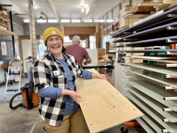 Jocelyn stacking reader rail parts