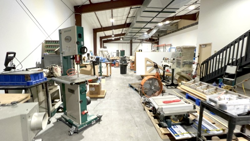 exhibit fabrication shop